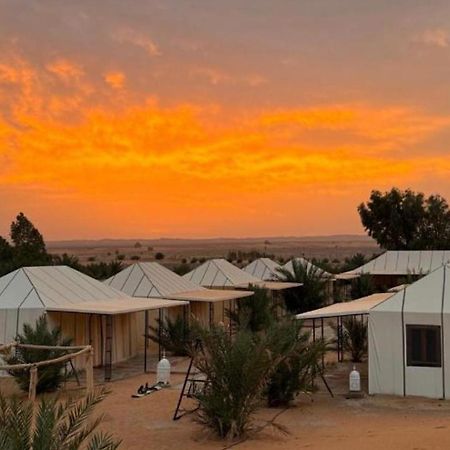 فندق Sahara Traveling Camp مرزوكة المظهر الخارجي الصورة