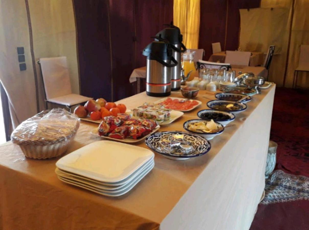 فندق Sahara Traveling Camp مرزوكة المظهر الخارجي الصورة