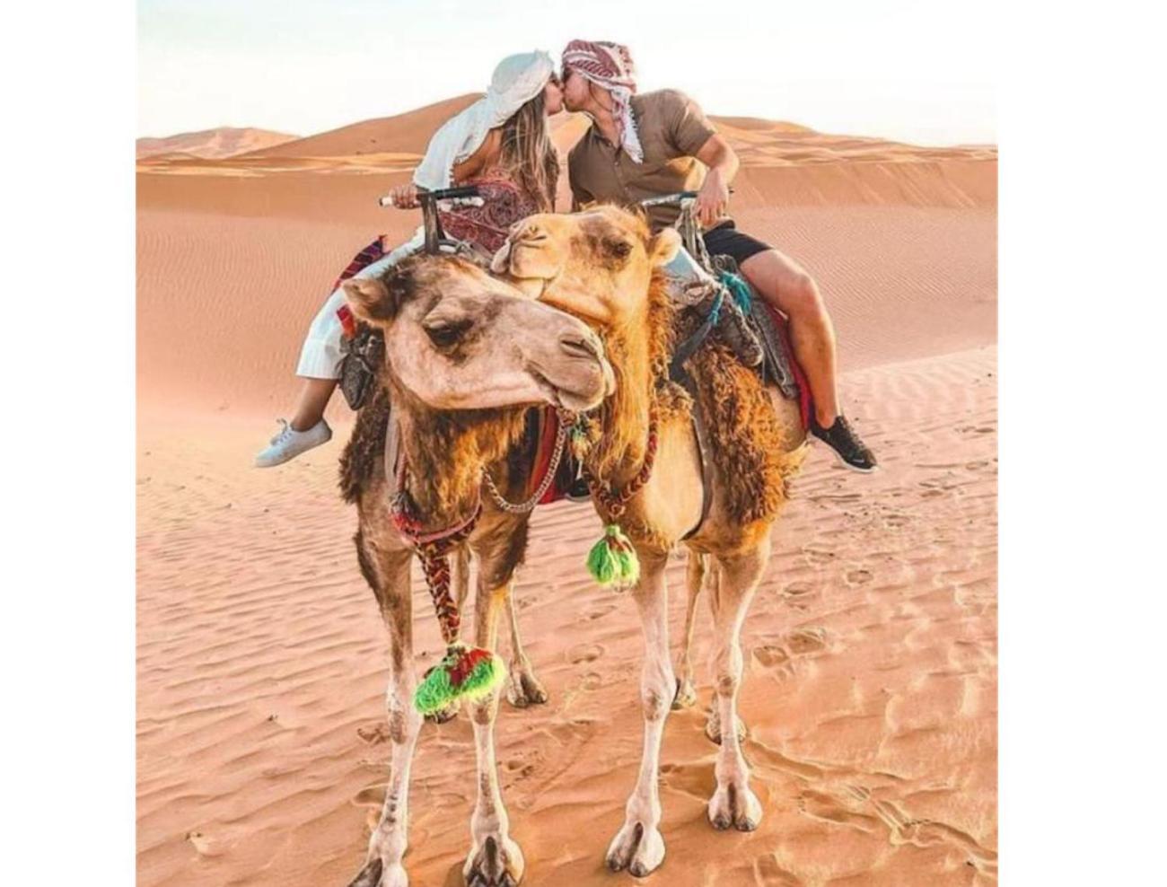 فندق Sahara Traveling Camp مرزوكة المظهر الخارجي الصورة